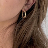 Gold twist loop earrings - SCG_COLLECTIONSAccessory