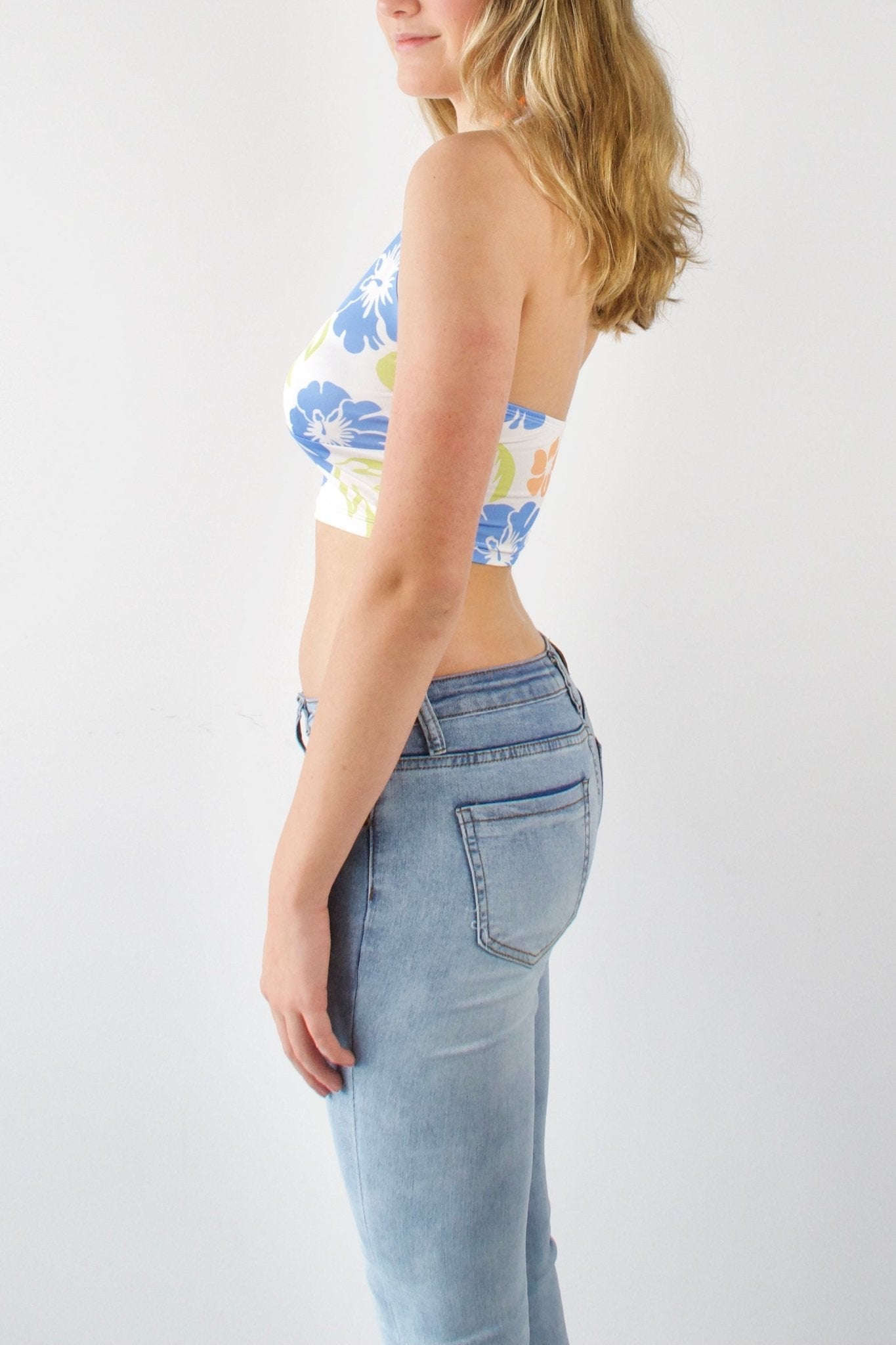 Spring vibe halter neck top - SCG_COLLECTIONS